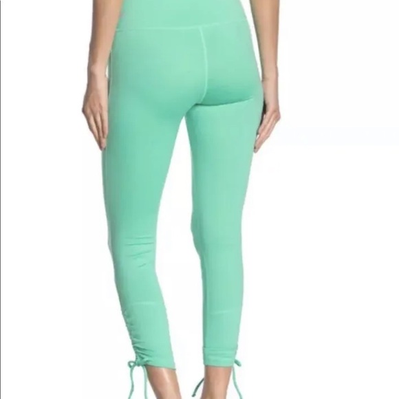 New Z By Zella Women's High Waist Ruched Tie Hem 7/8 Leggings Green size XS nwt - Picture 2 of 6
